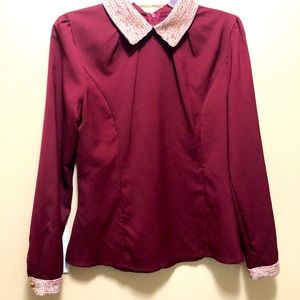 Red knot collar blouse